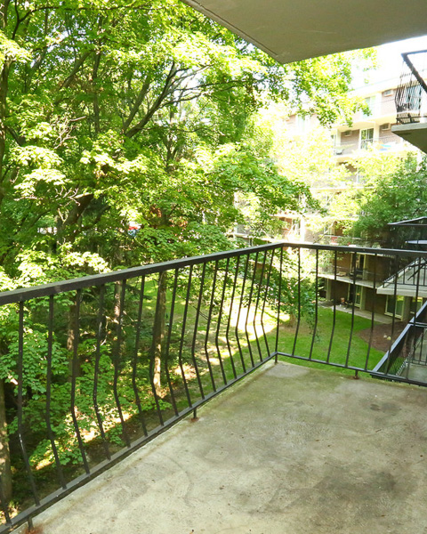 balcony
